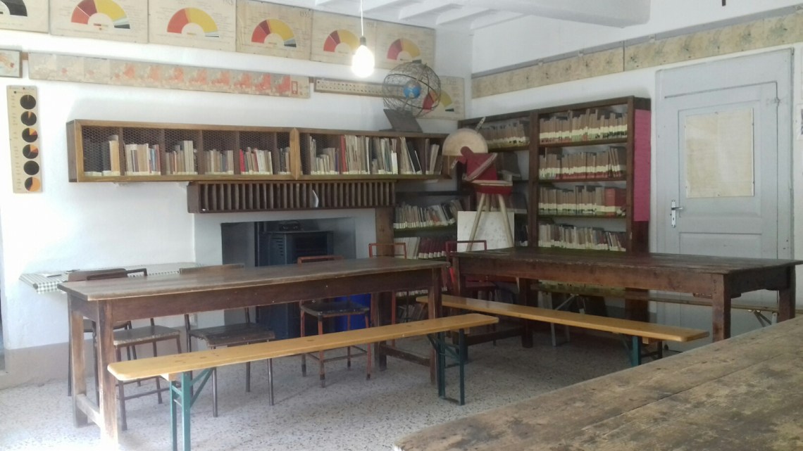 Barbiana School - interior